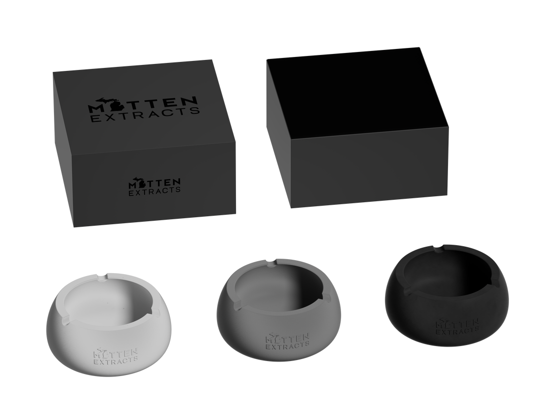 Classic Concrete Ashtray Black